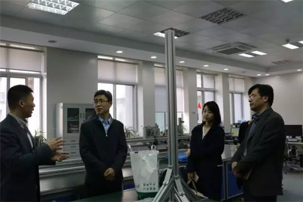 工信部人才交流中心副主任色云峰一行及西工大