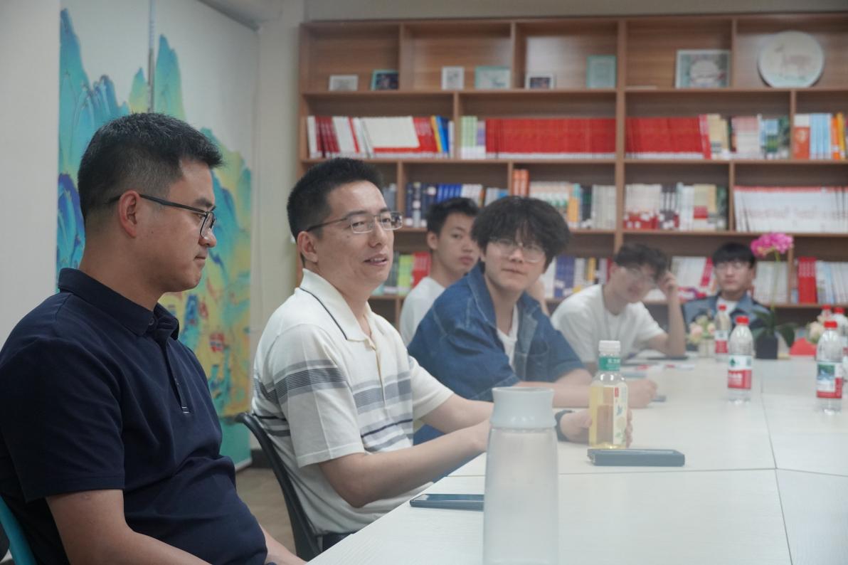 一站式学生社区 | 自动化学院党委书记李伟林教授做客首期“小9有约·午间一小时”活动-西北工业大学自动化学院